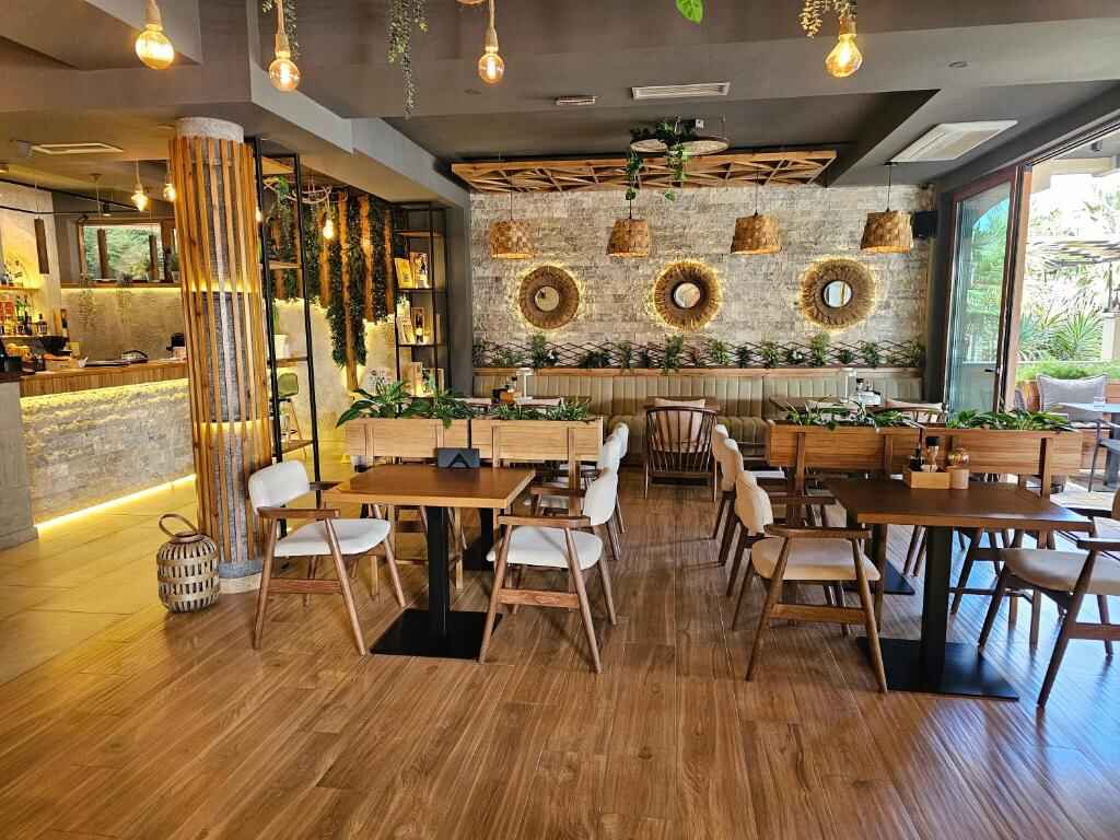 Dining room of LaCasa Restaurant and Pizzeria